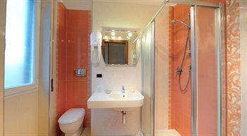 Locazione Turistica Caboto Apartment Arma di Taggia Ngoại thất bức ảnh